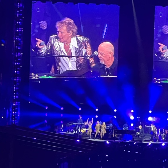 Family and friends - Picture 3 of 16